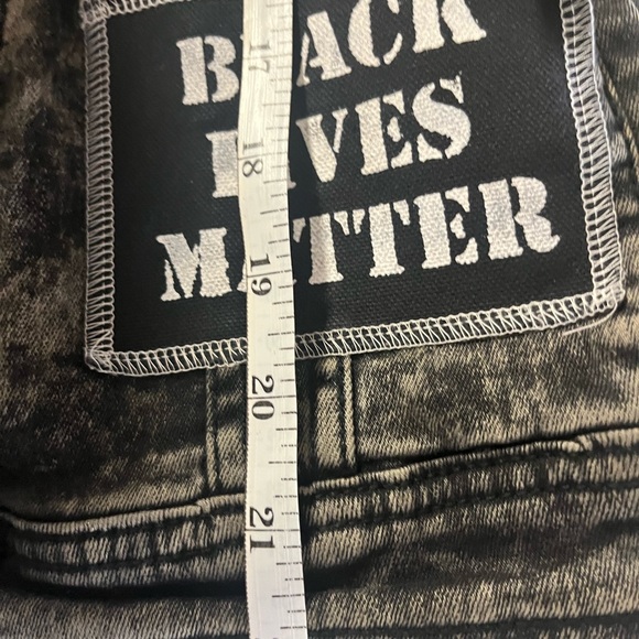 Aeropostal Embroidered Denim Jacket size M - Picture 4 of 14